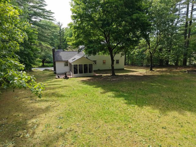 9 Northfield Road, Amherst, NH 03031
