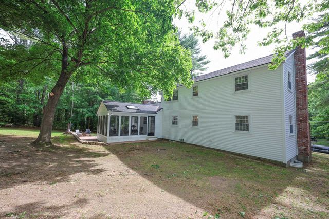 9 Northfield Road, Amherst, NH 03031