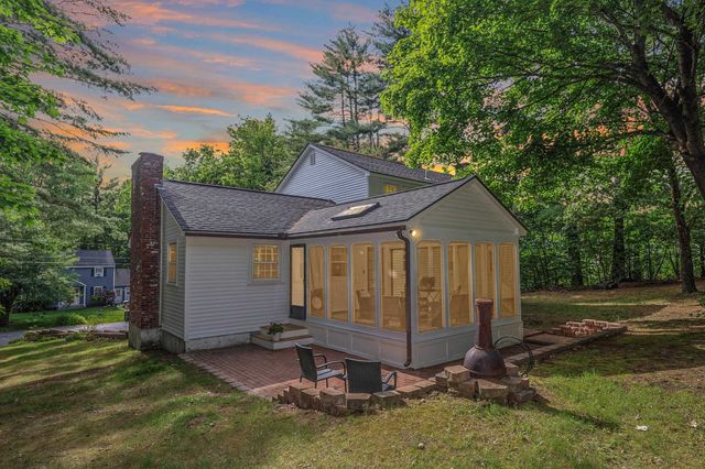 9 Northfield Road, Amherst, NH 03031