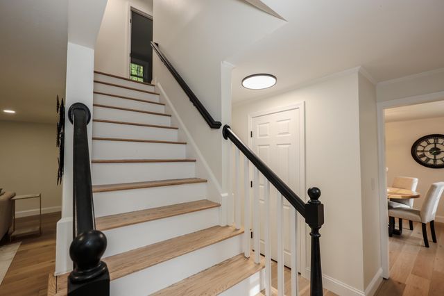 9 Northfield Road, Amherst, NH 03031