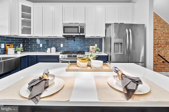 3306 E LOMBARD ST, Baltimore, MD 21224