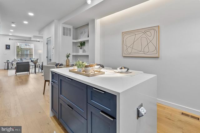 3306 E LOMBARD ST, Baltimore, MD 21224