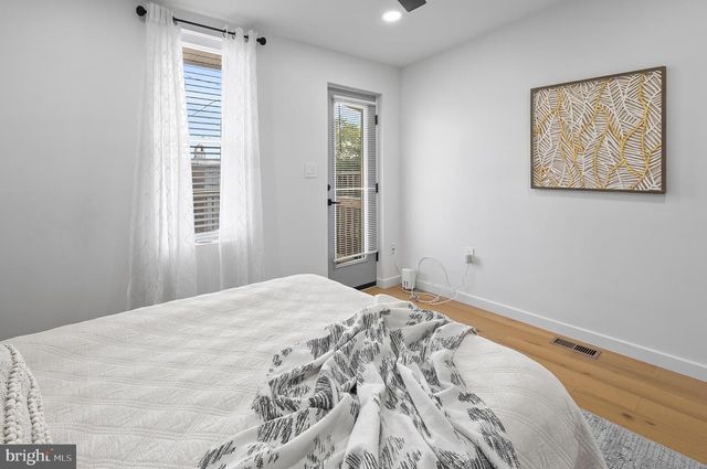 3306 E LOMBARD ST, Baltimore, MD 21224