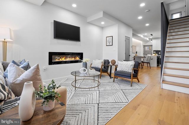 3306 E LOMBARD ST, Baltimore, MD 21224