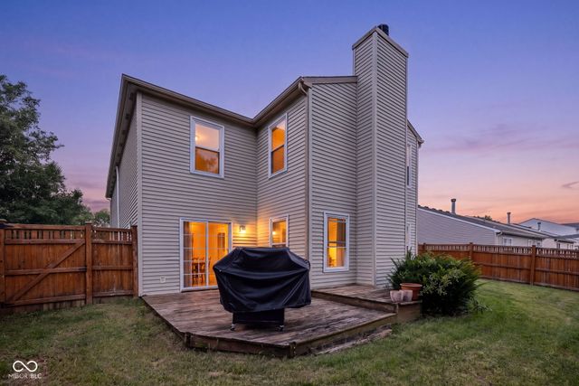 10255 Lothbury Circle, Fishers, IN 46037
