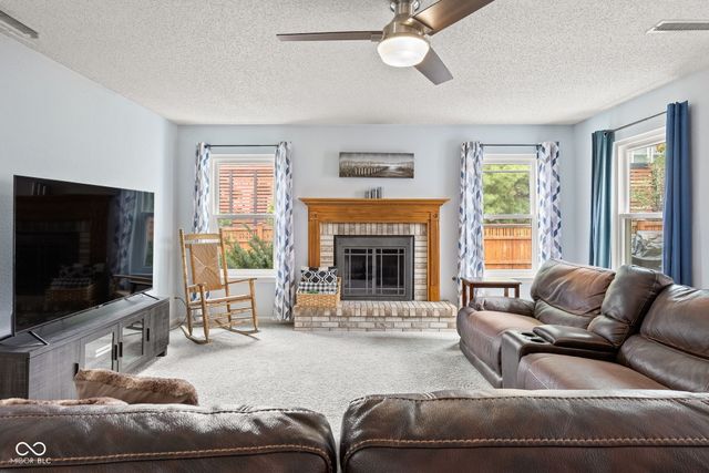 10255 Lothbury Circle, Fishers, IN 46037