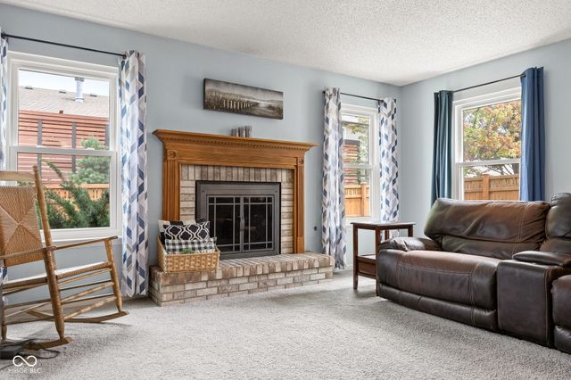 10255 Lothbury Circle, Fishers, IN 46037