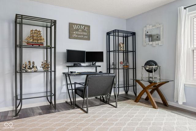 10255 Lothbury Circle, Fishers, IN 46037
