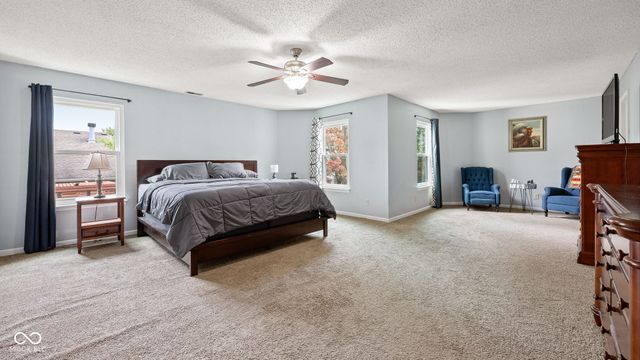 10255 Lothbury Circle, Fishers, IN 46037