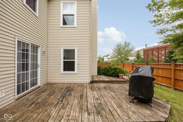 10255 Lothbury Circle, Fishers, IN 46037
