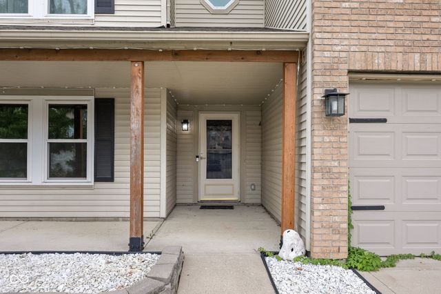 10255 Lothbury Circle, Fishers, IN 46037