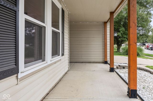 10255 Lothbury Circle, Fishers, IN 46037
