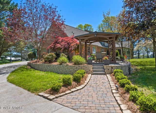 2041 Witt Rd, White Pine, TN 37890