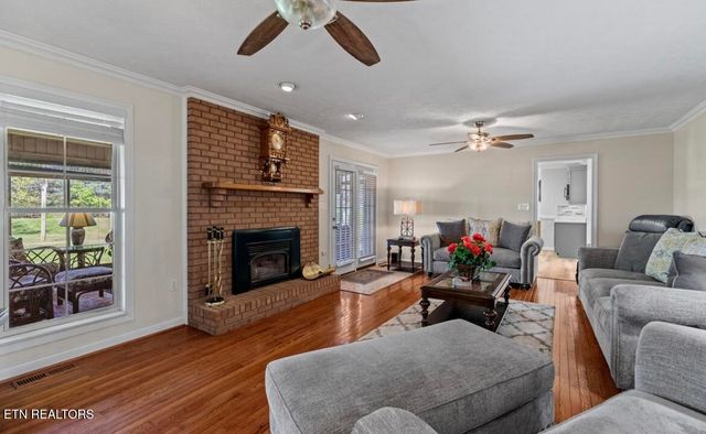 2041 Witt Rd, White Pine, TN 37890