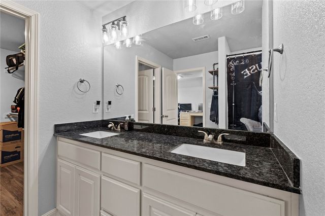 803 Mulberry Street, Gravette, AR 72736
