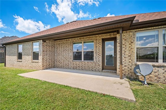 803 Mulberry Street, Gravette, AR 72736