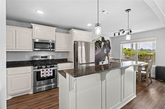 803 Mulberry Street, Gravette, AR 72736