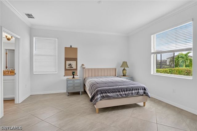 2126 Hamlin ST, Naples, FL 34120