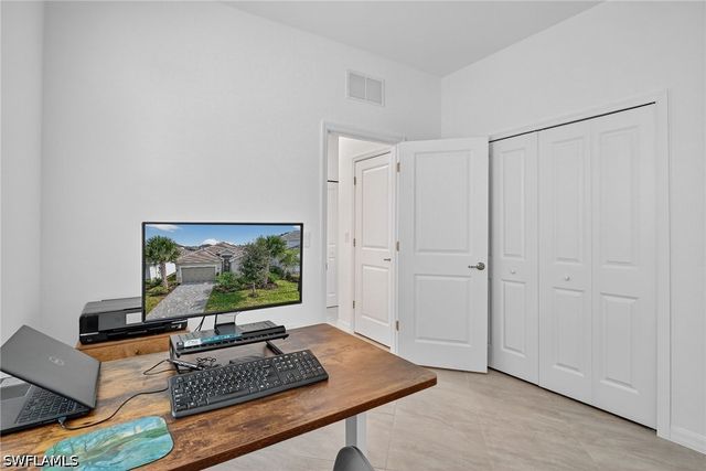 2126 Hamlin ST, Naples, FL 34120