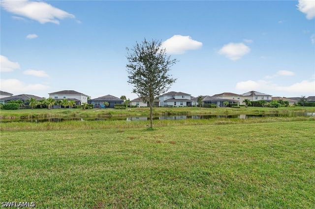 2126 Hamlin ST, Naples, FL 34120