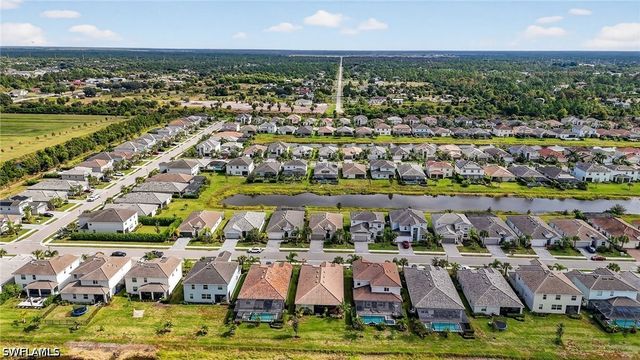 2126 Hamlin ST, Naples, FL 34120