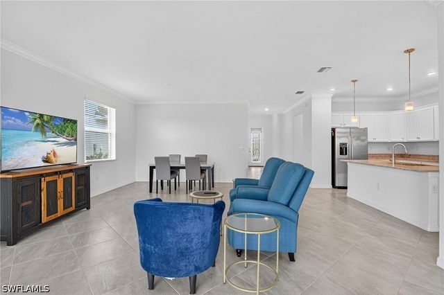 2126 Hamlin ST, Naples, FL 34120