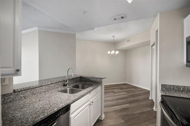 5450 BENTGRASS DRIVE 5-301, Sarasota, FL 34235