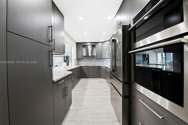 3700 Galt Ocean Drive 910, Fort Lauderdale, FL 33308