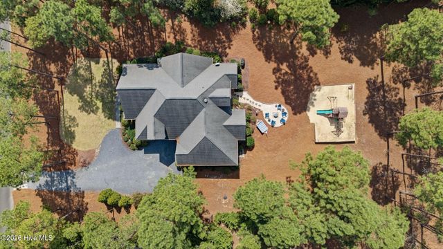 12 Abington Drive, Pinehurst, NC 28374