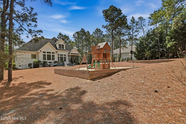 12 Abington Drive, Pinehurst, NC 28374