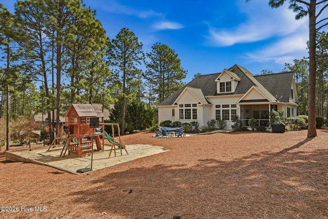 12 Abington Drive, Pinehurst, NC 28374