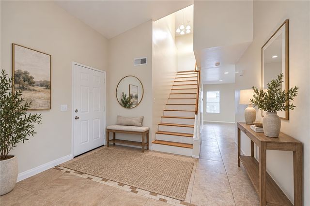 2644 W Newgrove Street, Lancaster, CA 93536