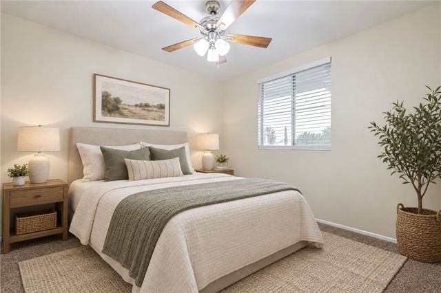 2644 W Newgrove Street, Lancaster, CA 93536