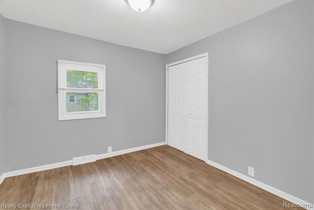 3932 Parker Road, Fort Gratiot, MI 48059