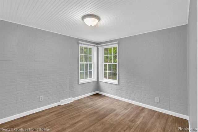 3932 Parker Road, Fort Gratiot, MI 48059