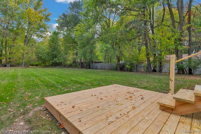 3932 Parker Road, Fort Gratiot, MI 48059