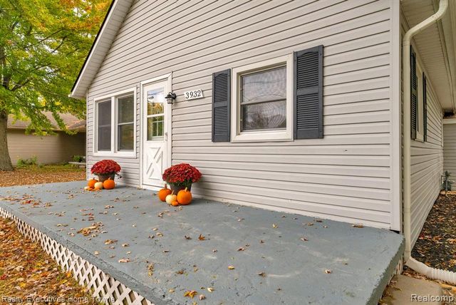 3932 Parker Road, Fort Gratiot, MI 48059