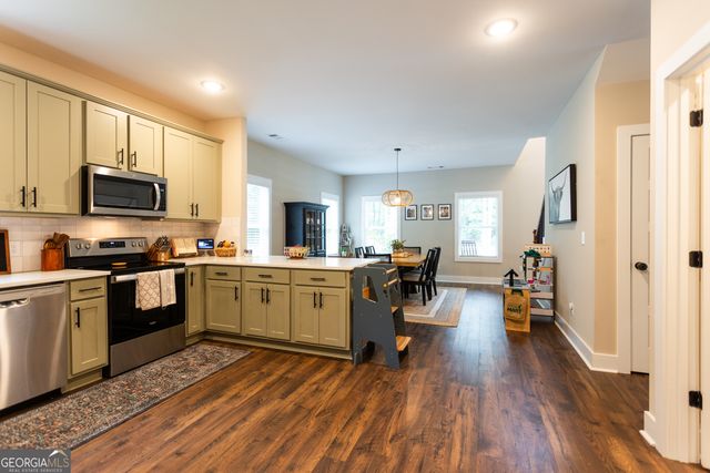 970 Jackson Lake Road, Mansfield, GA 30055