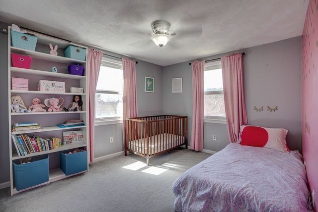 7 Briarwood Rd, Woburn, MA 01801