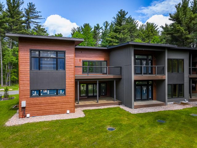 28 Bowman Lane, Unit 6, Wilmington, NY 12997