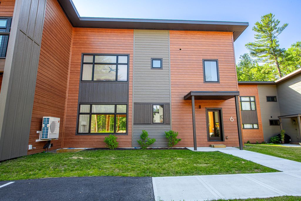 28 Bowman Lane, Unit 6, Wilmington, NY 12997