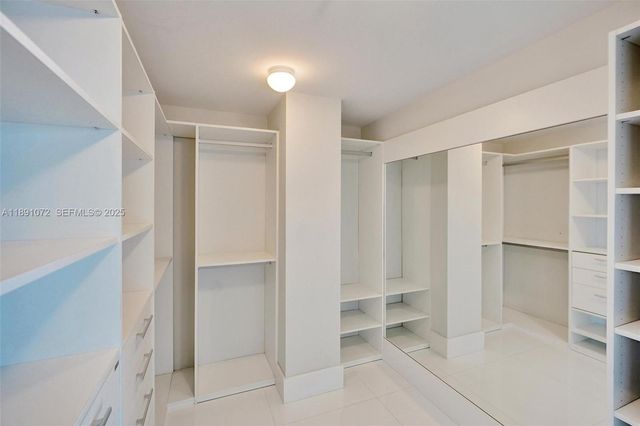 17301 Biscayne Boulevard 708, North Miami Beach, FL 33160