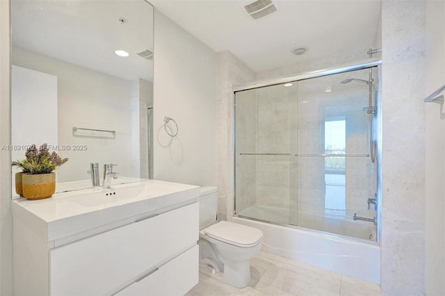 17301 Biscayne Boulevard 708, North Miami Beach, FL 33160