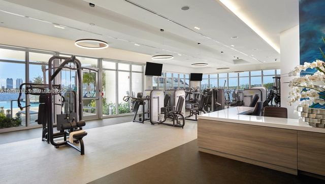 17301 Biscayne Boulevard 708, North Miami Beach, FL 33160