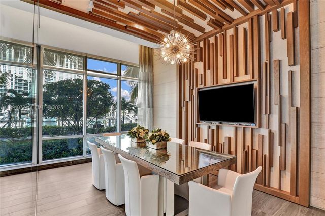 17301 Biscayne Boulevard 708, North Miami Beach, FL 33160