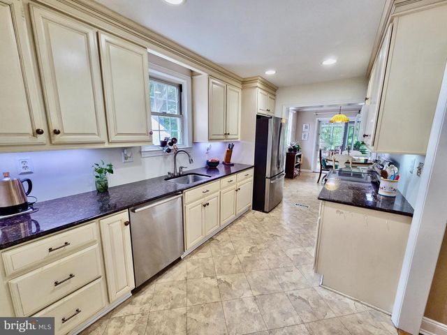 310 BUTLER RD, Springfield, PA 19064