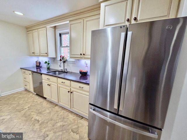 310 BUTLER RD, Springfield, PA 19064