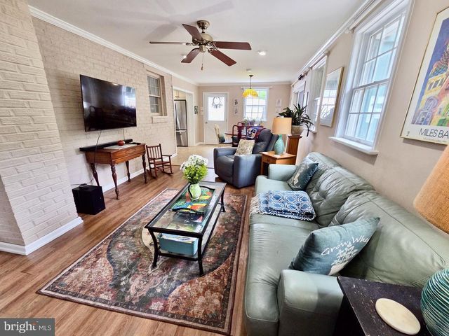 310 BUTLER RD, Springfield, PA 19064