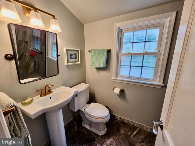 310 BUTLER RD, Springfield, PA 19064