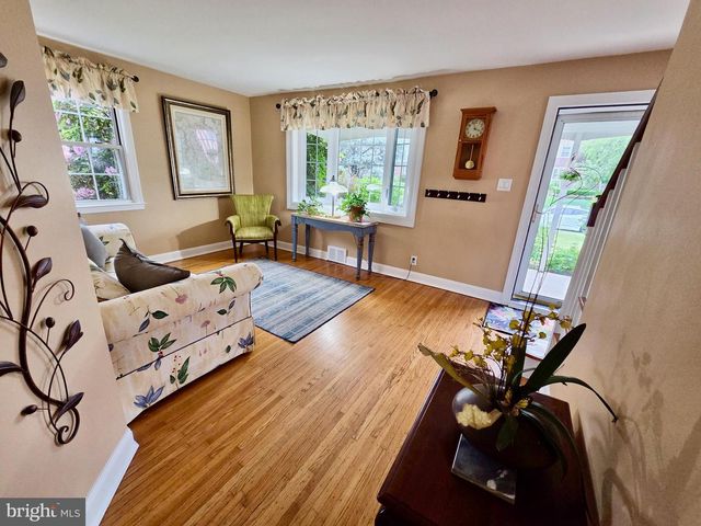 310 BUTLER RD, Springfield, PA 19064